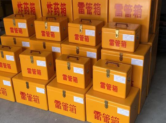 乌兰浩特玻璃钢雷管箱的使用寿命一般是多少？